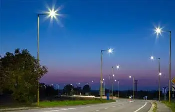 Lampu suria untuk lampu jalan