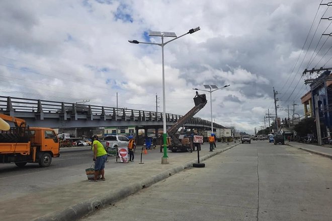 Lampu suria untuk lampu jalan